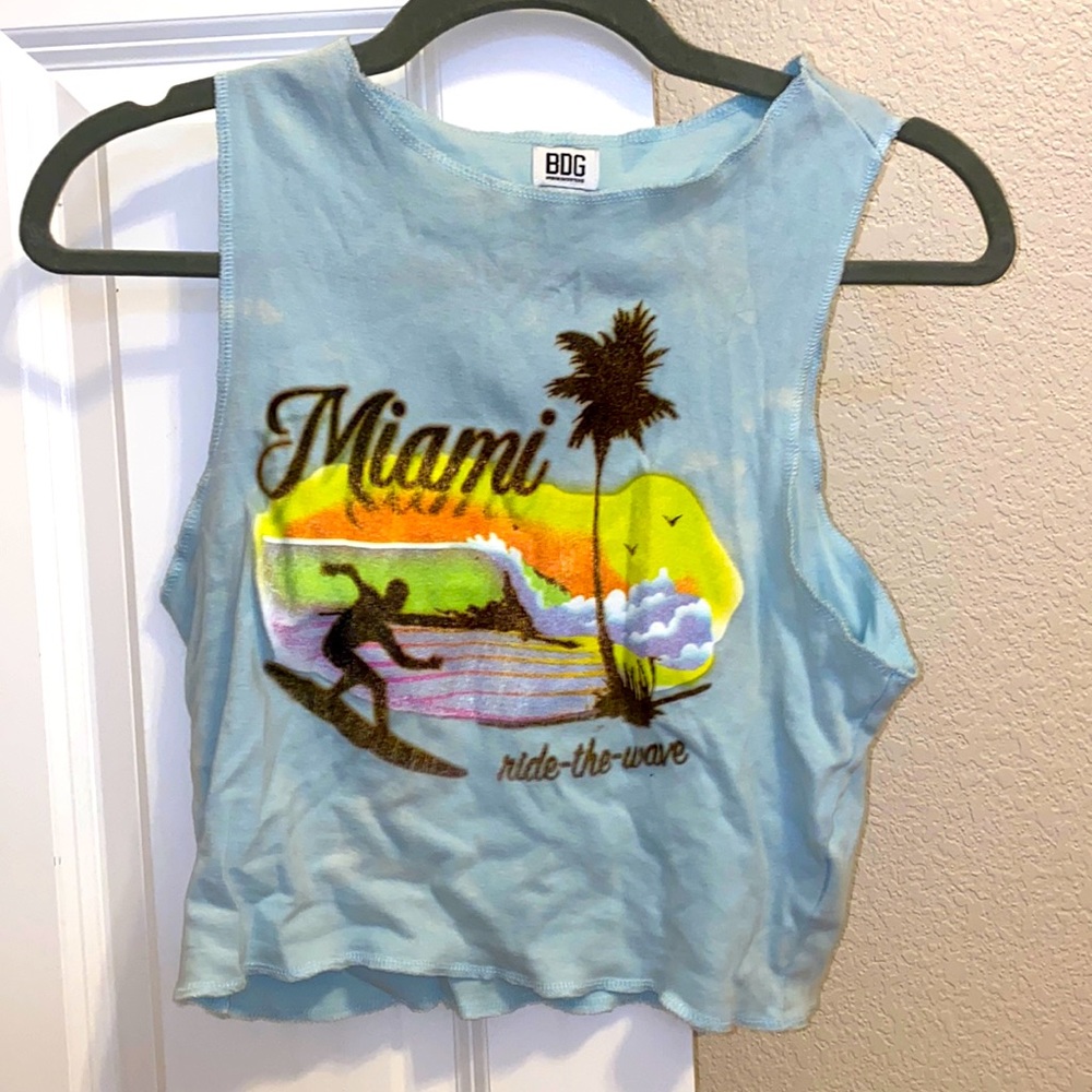 cropped tank top